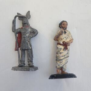 Vintage lot of 2 metal figures stamped